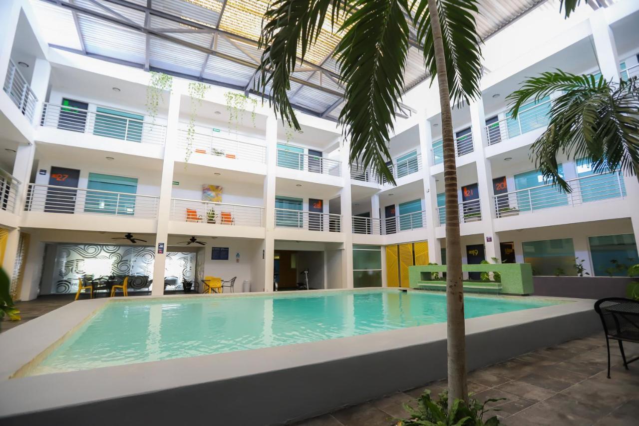 Tryp By Wyndham Chetumal Hotel Exterior photo